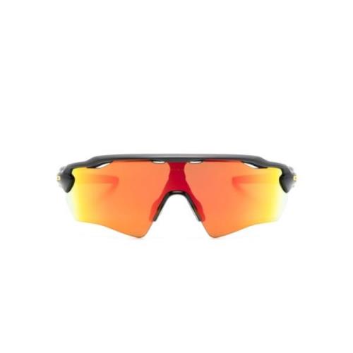 Oakley Röd Shield Solglasögon Prizm Linser Red, Unisex