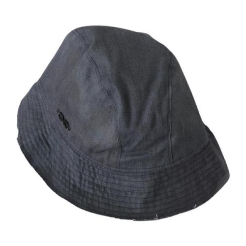 Costume National Svart Bucket Hat med Logodetaljer Black, Dam