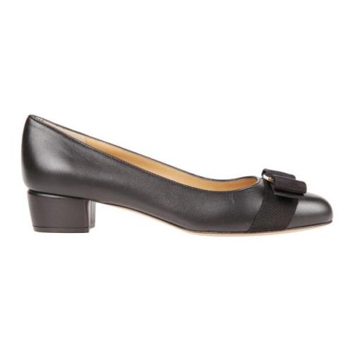 Salvatore Ferragamo Klassisk Svart Pump Skor Black, Dam