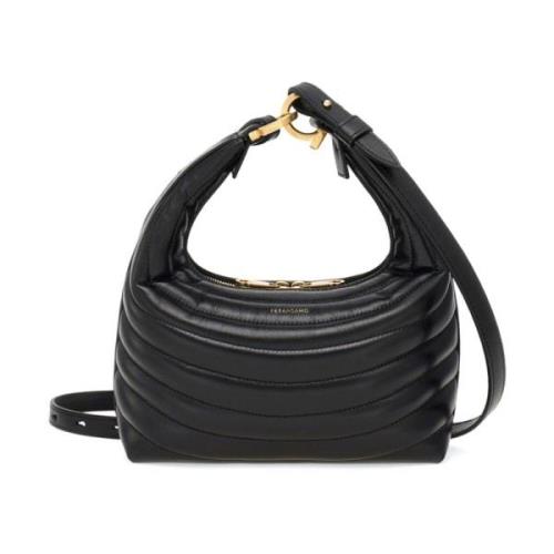 Salvatore Ferragamo Quiltad Logotyp Gancini Spänne Väska Black, Dam