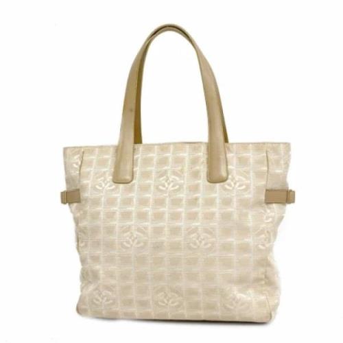 Chanel Vintage Pre-owned Nylon chanel-vskor Beige, Dam