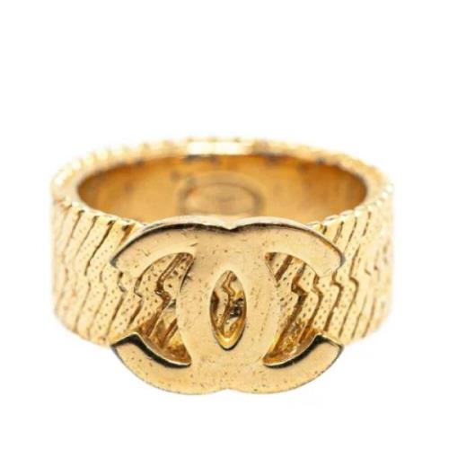 Chanel Vintage Pre-owned Metall ringar Yellow, Dam