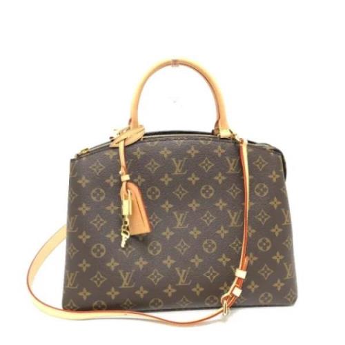 Louis Vuitton Vintage Pre-owned Tyg louis-vuitton-vskor Brown, Dam