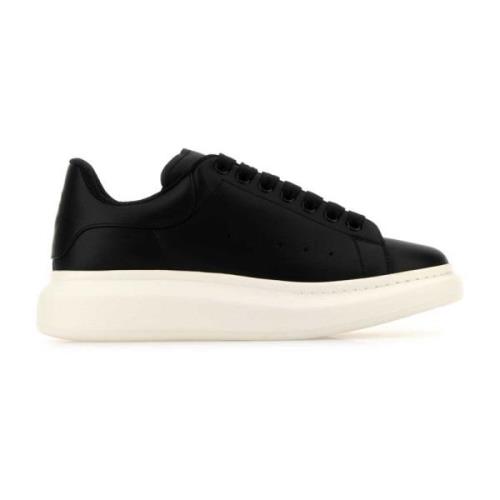 Alexander McQueen Svarta lädersneakers med klack Black, Herr