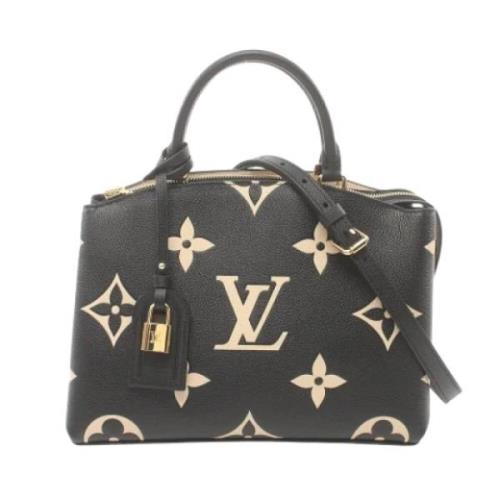 Louis Vuitton Vintage Pre-owned Tyg louis-vuitton-vskor Black, Dam