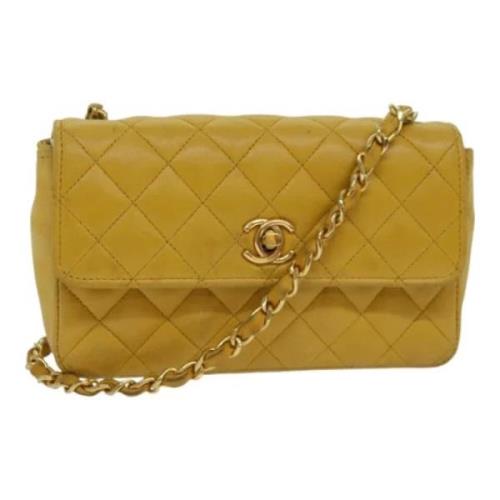 Chanel Vintage Pre-owned Laeder chanel-vskor Yellow, Dam