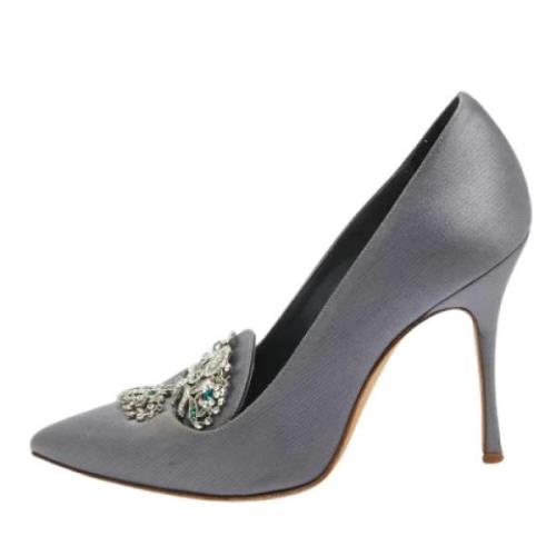 Manolo Blahnik Pre-owned Pre-owned Satin klackskor Gray, Dam