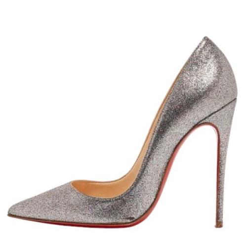 Christian Louboutin Pre-owned Pre-owned Tyg klackskor Gray, Dam