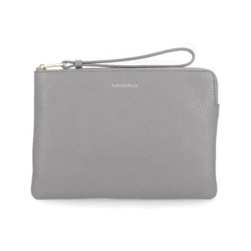 Coccinelle Grå läder Pochette med Logotyp Prägling Gray, Dam