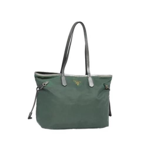 Prada Vintage Pre-owned Nylon prada-vskor Green, Dam