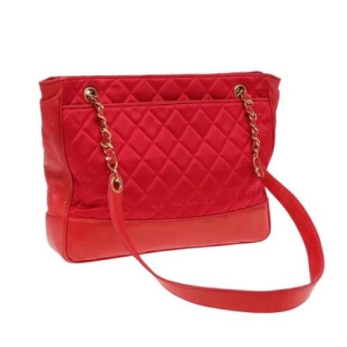 Chanel Vintage Pre-owned Laeder axelremsvskor Red, Dam