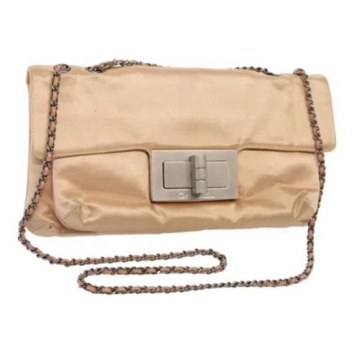 Chanel Vintage Pre-owned Satin chanel-vskor Beige, Dam