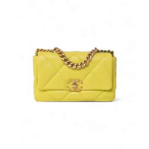 Chanel Vintage Pre-owned Tyg chanel-vskor Yellow, Dam