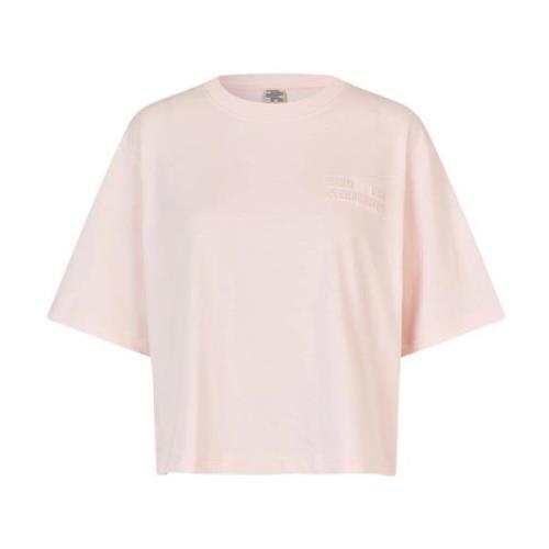 Baum und Pferdgarten Bomull Crew Neck Logo T-shirt Pink, Dam