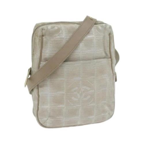 Chanel Vintage Pre-owned Nylon chanel-vskor Beige, Dam