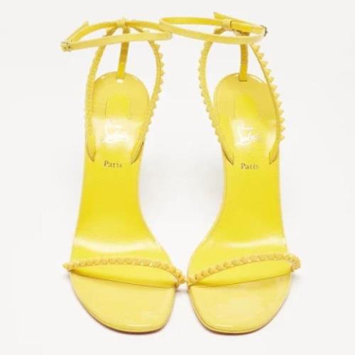 Christian Louboutin Pre-owned Pre-owned Tyg sandaler Yellow, Dam