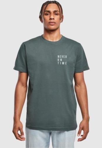 T-shirt 'Never On Time'