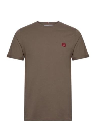 Piece T-Shirt Brown Les Deux