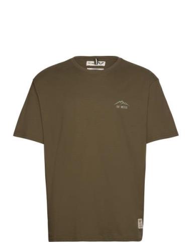 Hike Tee Green Fat Moose