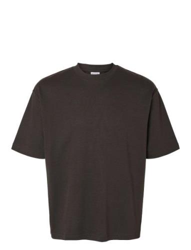 Slhlooseoscar Ss O-Neck Tee Noos Brown Selected Homme