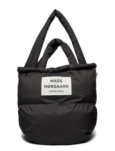 Recycle Pillow Bag Black Mads Nørgaard