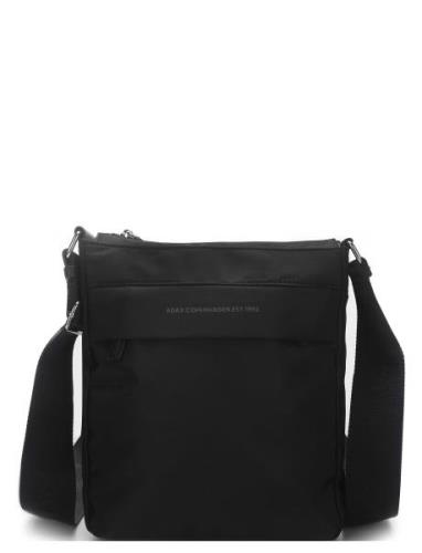 Novara Messenger Robbie Black Adax