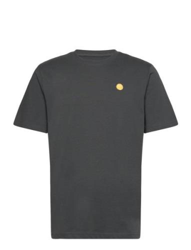 Loke Badge Tee - Regenerative Organ Grey Knowledge Cotton Apparel