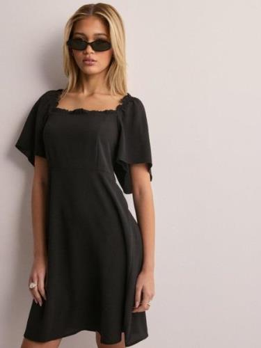 JdY - Korta klänningar - Black - Jdypiper S/S Short Dress Wvn Dia - Kl...