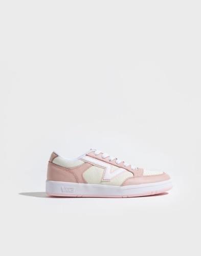 VANS - Rosa - Lowland CC NWVR