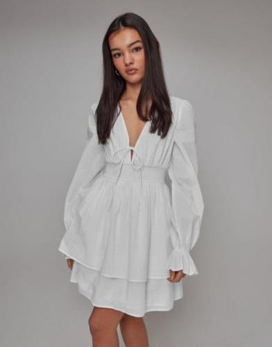 Nelly - Vit - Fancy Smock Dress