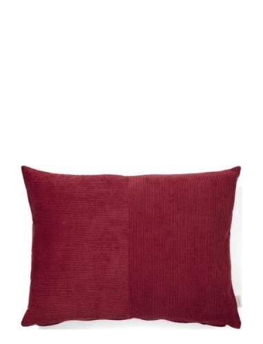 Wille 45X60 Cm Home Textiles Cushions & Blankets Cushions Red Complime...