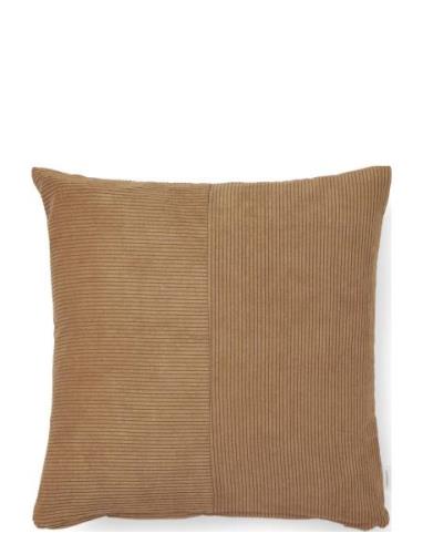 Wille 45X45 Cm Home Textiles Cushions & Blankets Cushions Brown Compli...