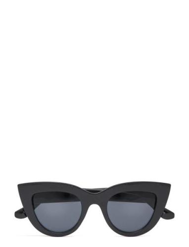 Pcdonai Sunglasses Solglasögon Black Pieces