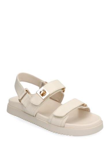 Mona Sandal Platta Sandaler Cream Steve Madden