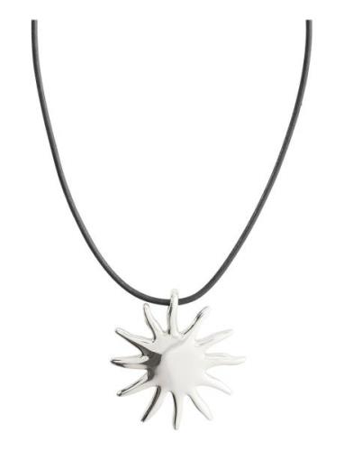Light Recycled Necklace Halsband Smycken Silver Pilgrim