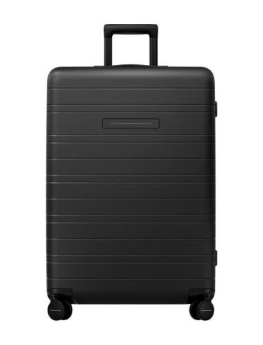 H7 Essential Bags Suitcases Black Horizn Studios