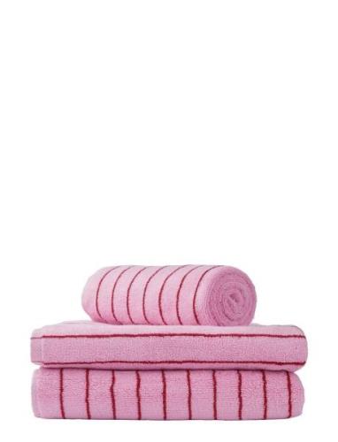 Naram Bath Towel Home Textiles Bathroom Textiles Towels & Bath Towels ...