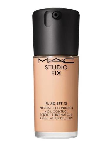 MAC Studio Fix Fluid Broad Spectrum Spf 15