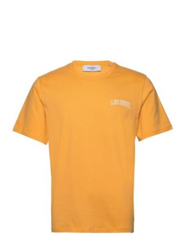 Blake T-Shirt Tops T-shirts Short-sleeved Yellow Les Deux