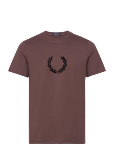 Flocked Laurel W Gra Tee Tops T-shirts Short-sleeved Brown Fred Perry