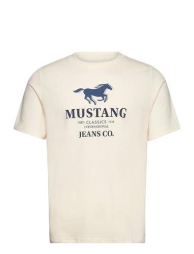 Style Austin Tops T-shirts Short-sleeved Cream MUSTANG