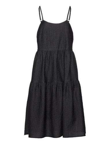 Jen Strap Dress Knälång Klänning Black Noella