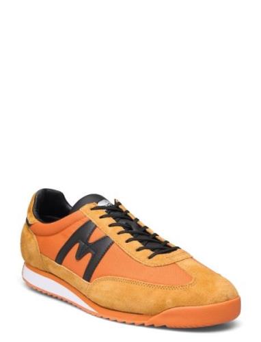 Mestari-Jaffa Orange/Black Låga Sneakers Orange Karhu