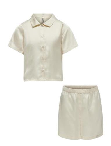 Kogsarah Short Satin Nightwear Set Wvn Pyjamas Set Cream Kids Only