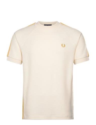 Fred Perry Taped Raglan T-Shirt Kräm